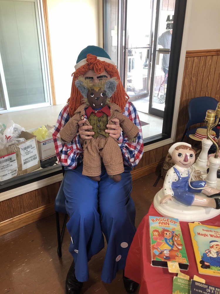 This is a placeholder image with a number four.